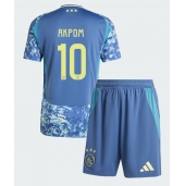 Ajax Chuba Akpom #10 Udebanetrøje Børn 2024-25 Kortærmet (+ Korte bukser)