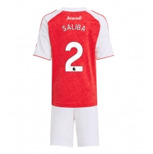 Arsenal William Saliba #2 Hjemmebanetrøje Børn 2025-26 Kortærmet (+ Korte bukser)