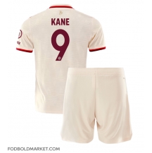 Bayern Munich Harry Kane #9 Tredjetrøje Børn 2024-25 Kortærmet (+ Korte bukser)
