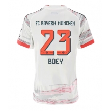 Bayern Munich Sacha Boey #23 Udebanetrøje Dame 2025-26 Kortærmet