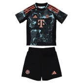 Bayern Munich Udebanetrøje Børn 2024-25 Kortærmet (+ Korte bukser)