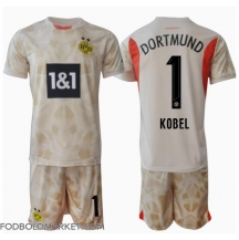 Borussia Dortmund Gregor Kobel #1 Målmand Hjemmebanetrøje Børn 2024-25 Kortærmet (+ Korte bukser)