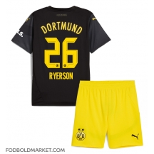 Borussia Dortmund Julian Ryerson #26 Udebanetrøje Børn 2024-25 Kortærmet (+ Korte bukser)