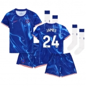 Chelsea Reece James #24 Hjemmebanetrøje Børn 2024-25 Kortærmet (+ Korte bukser)