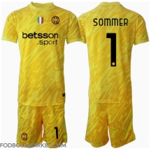Inter Milan Yann Sommer #1 Målmand Udebanetrøje Børn 2024-25 Kortærmet (+ Korte bukser)