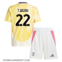 Juventus Timothy Weah #22 Udebanetrøje Børn 2024-25 Kortærmet (+ Korte bukser)