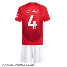Manchester United Matthijs de Ligt #4 Hjemmebanetrøje Børn 2024-25 Kortærmet (+ Korte bukser)