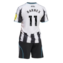 Newcastle United Harvey Barnes #11 Hjemmebanetrøje Børn 2025-26 Kortærmet (+ Korte bukser)
