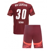 RB Leipzig Benjamin Sesko #30 Udebanetrøje Børn 2024-25 Kortærmet (+ Korte bukser)