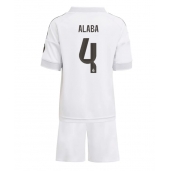 Real Madrid David Alaba #4 Hjemmebanetrøje Børn 2025-26 Kortærmet (+ Korte bukser)