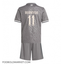 Real Madrid Rodrygo Goes #11 Tredjetrøje Børn 2024-25 Kortærmet (+ Korte bukser)